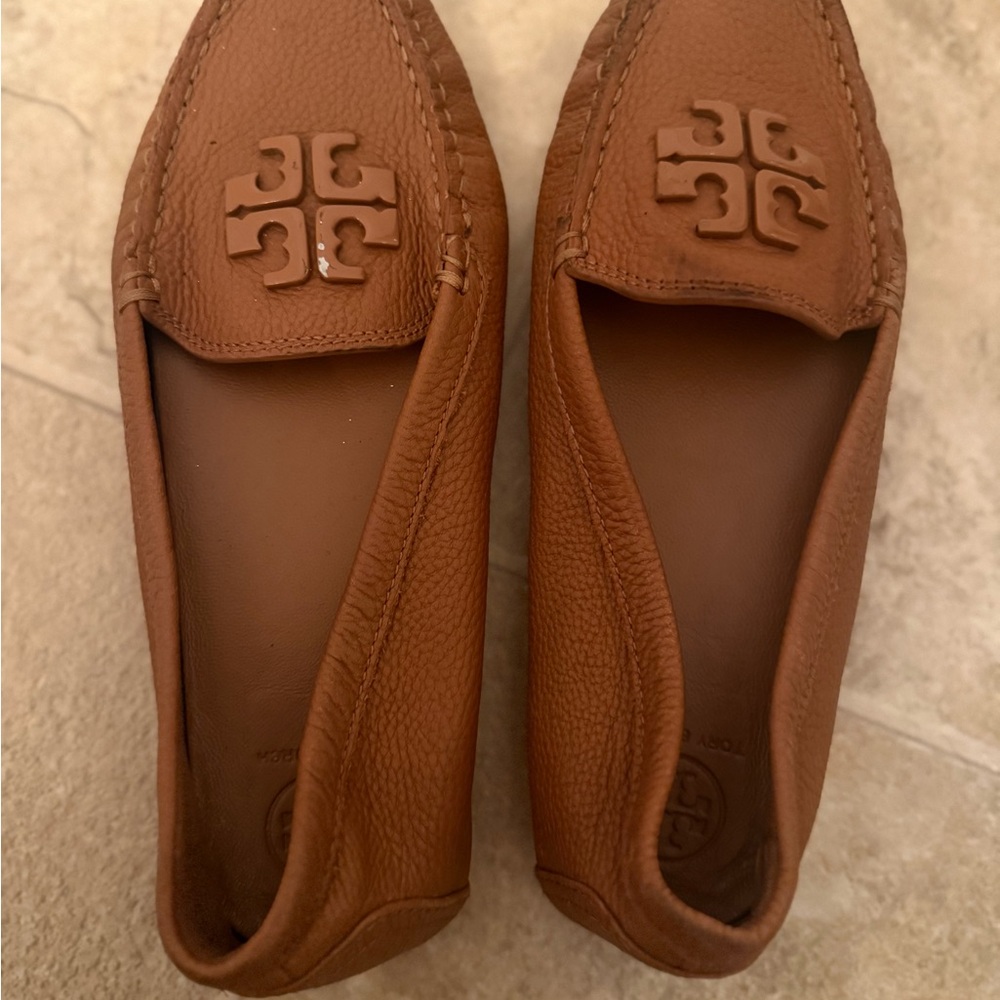 Tory Burch Brown Leather Flats with Geometric Detail